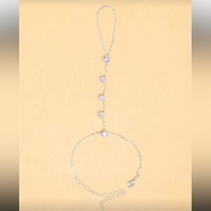 Diamond Hand Chain M1754